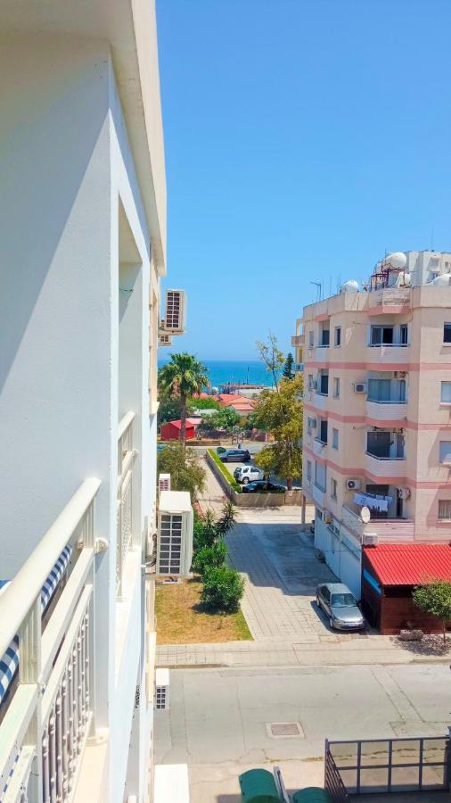 Luxury Private Rooms -Sea View, Netflix, Gym- 5 Min From Beach! - Private Room In Shared Apartment Larnaca Zewnętrze zdjęcie