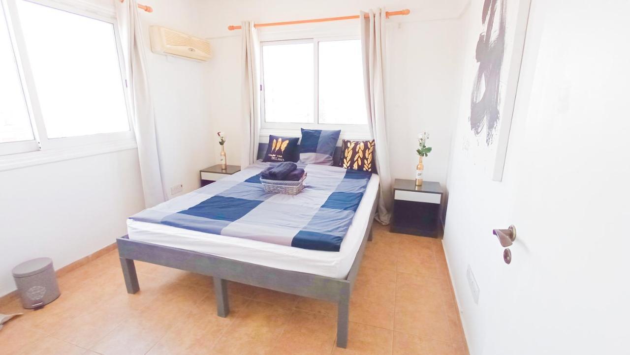 Luxury Private Rooms -Sea View, Netflix, Gym- 5 Min From Beach! - Private Room In Shared Apartment Larnaca Zewnętrze zdjęcie